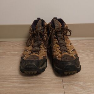 Merrell Moab 2 Mid Hiking Boots Mens Size 9.5 Brown Outdoors J06051